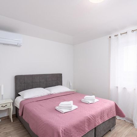 Villa Buroli With Pool, Sauna And Jacuzzi Dış mekan fotoğraf