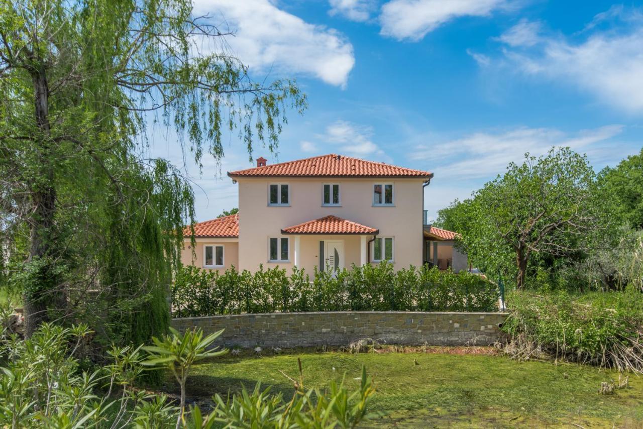 Villa Buroli With Pool, Sauna And Jacuzzi Dış mekan fotoğraf