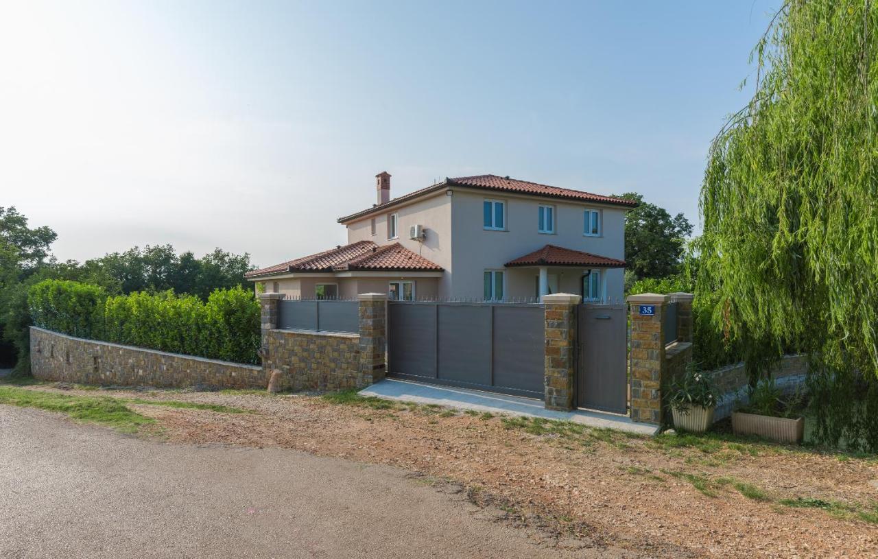 Villa Buroli With Pool, Sauna And Jacuzzi Dış mekan fotoğraf