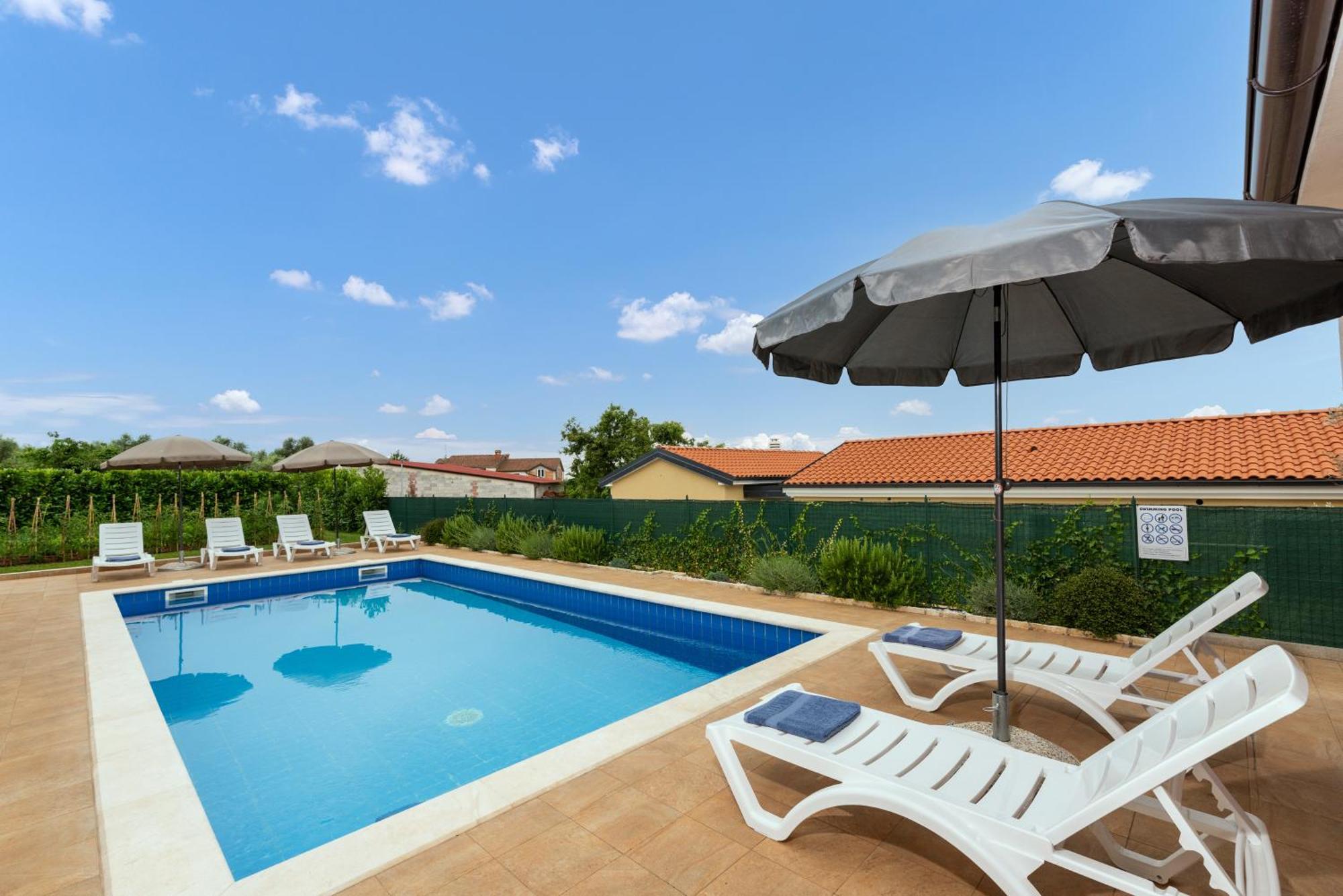 Villa Buroli With Pool, Sauna And Jacuzzi Dış mekan fotoğraf
